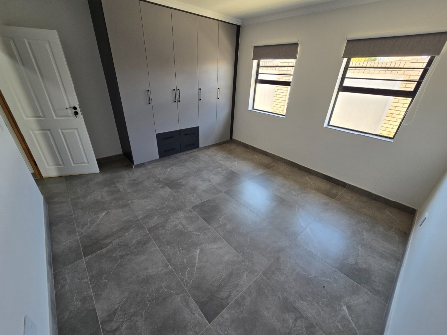 3 Bedroom Property for Sale in Van Der Hoff Park North West